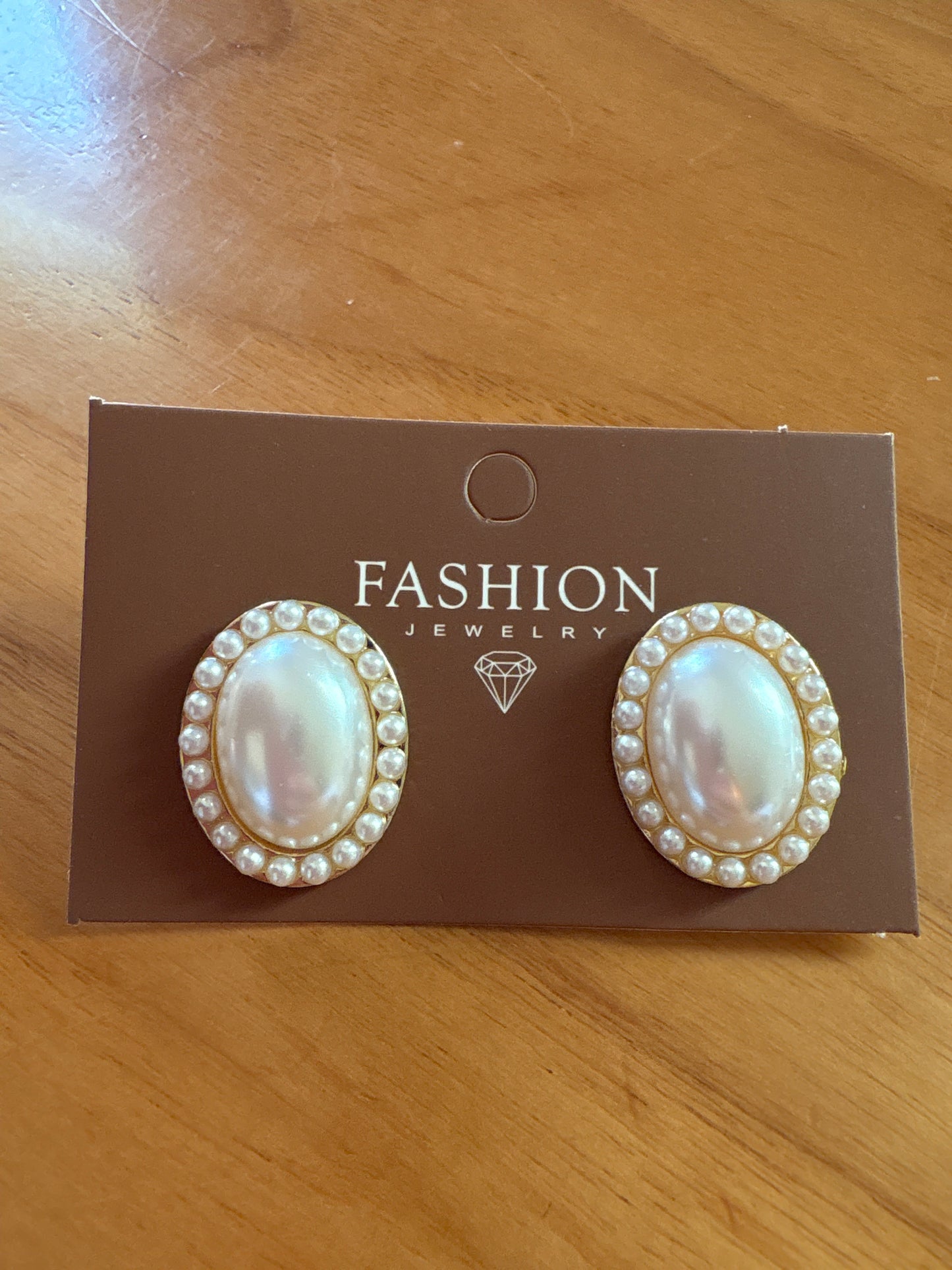 Pearl tops