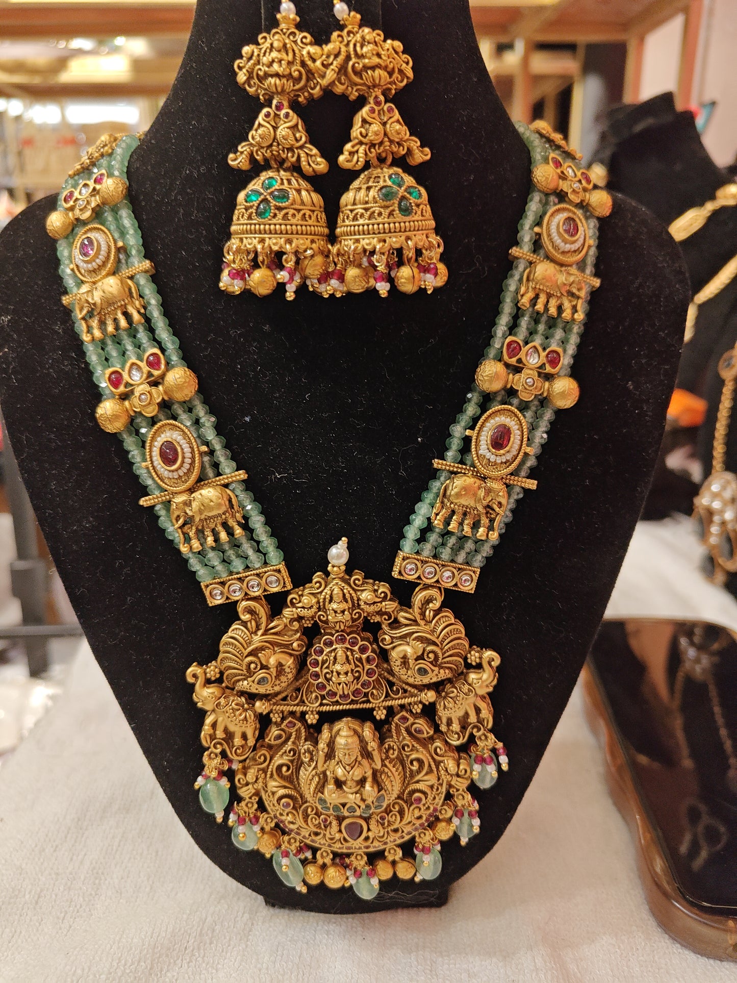 Temple set