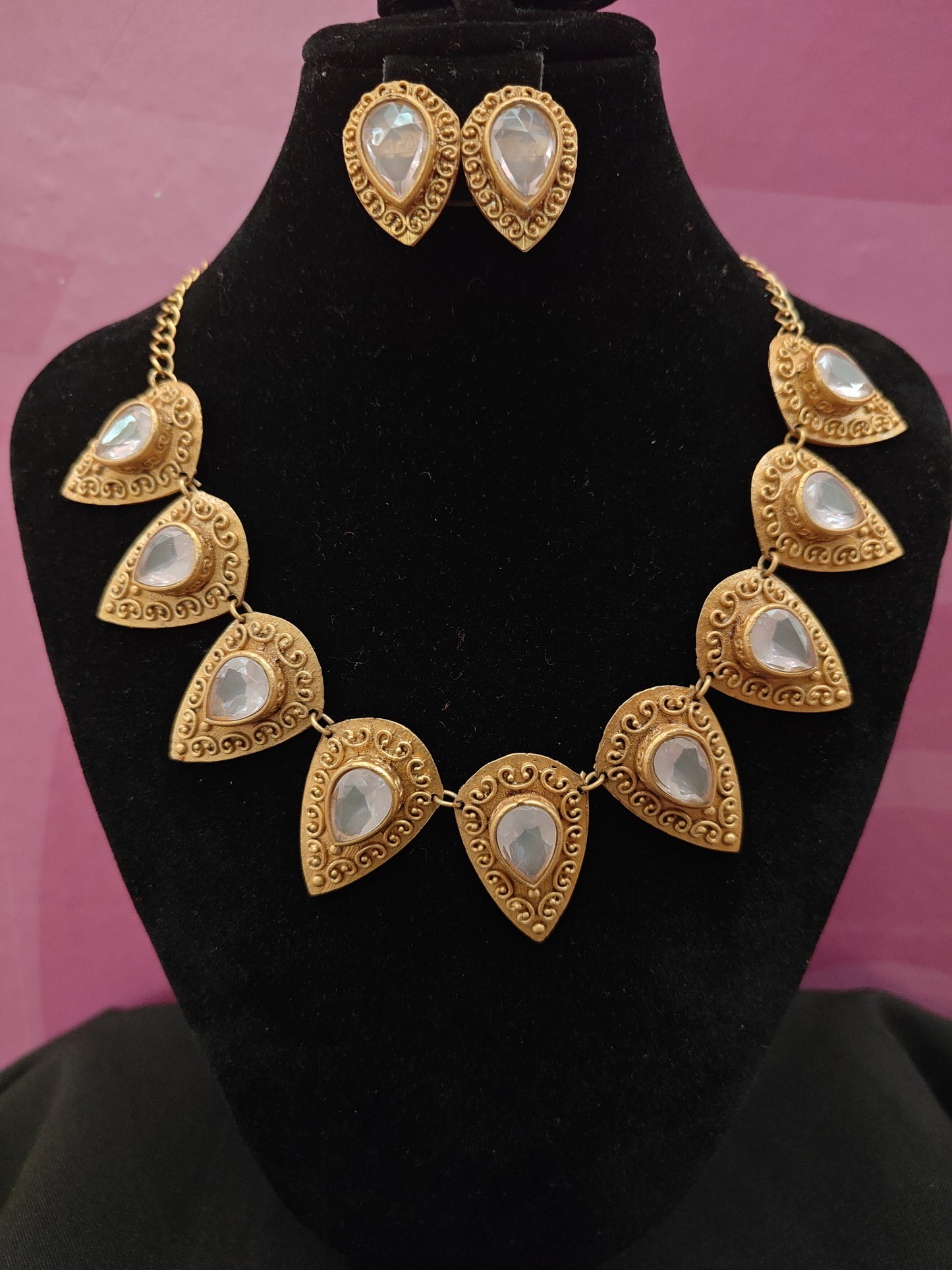 Kundan Necklace