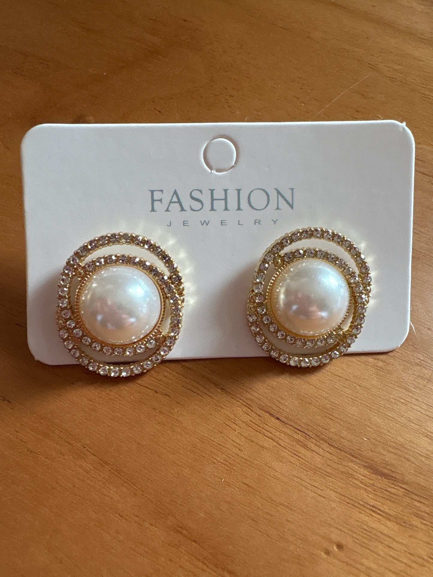 Pearl tops
