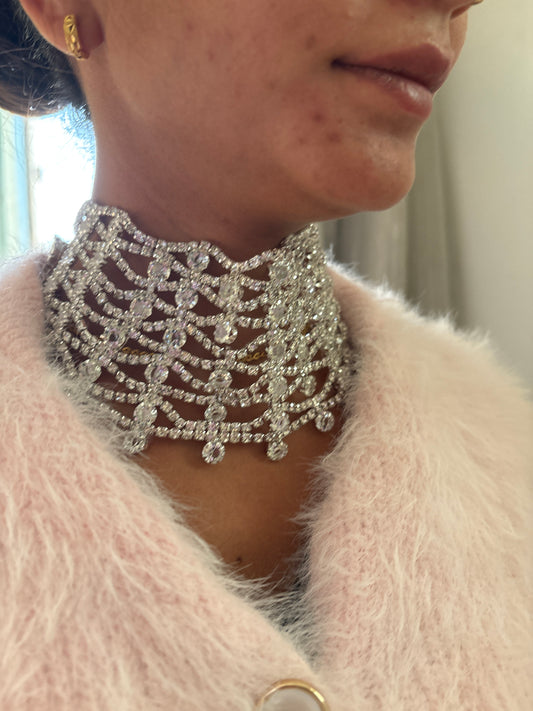 Queen’s necklace
