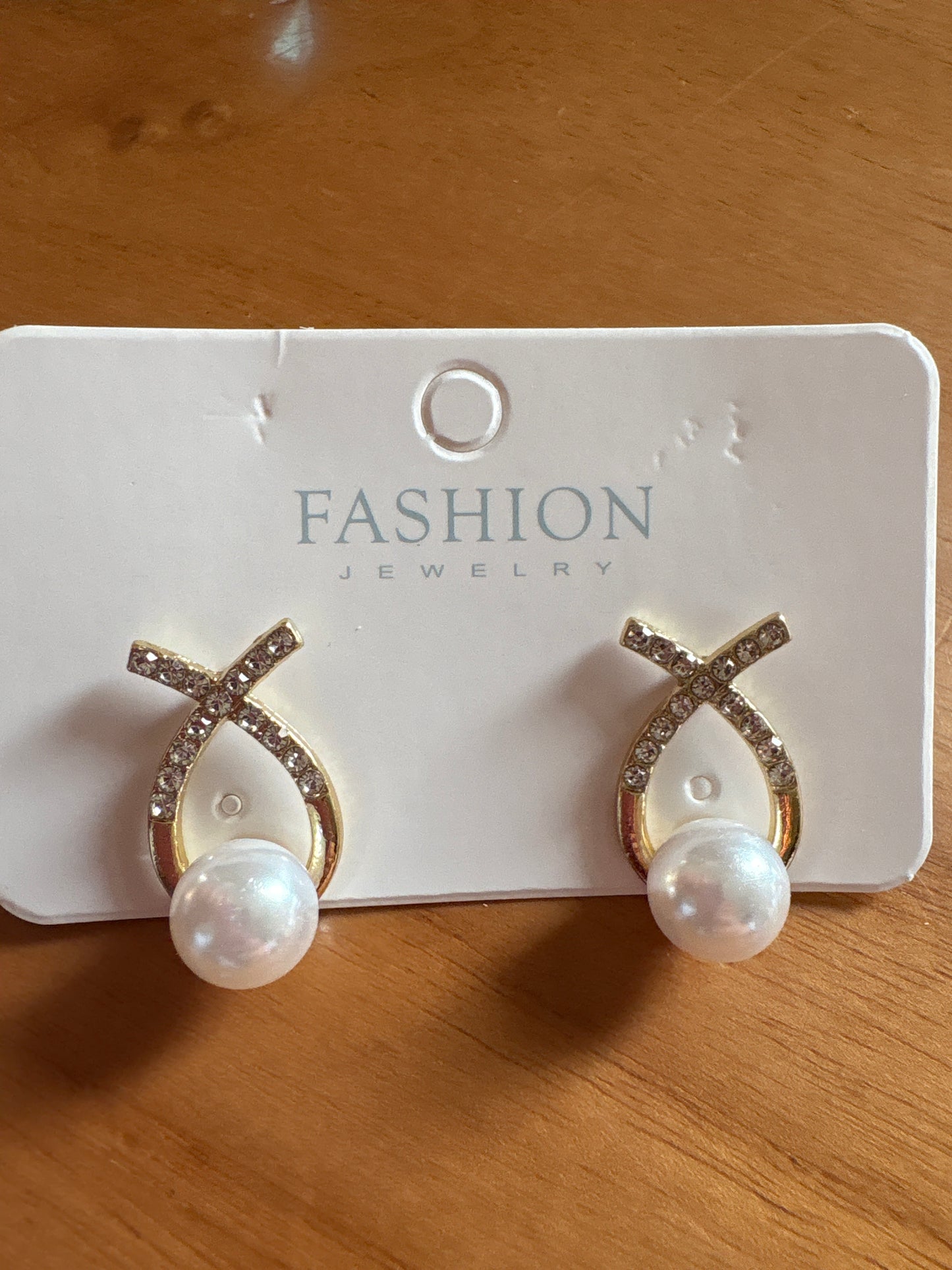 Pearl tops