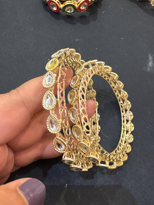 A pair of Kundan bangles