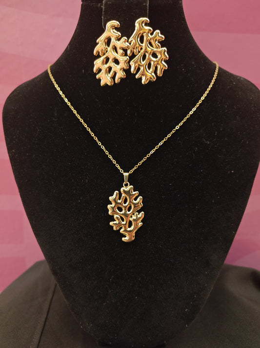 Pendant set