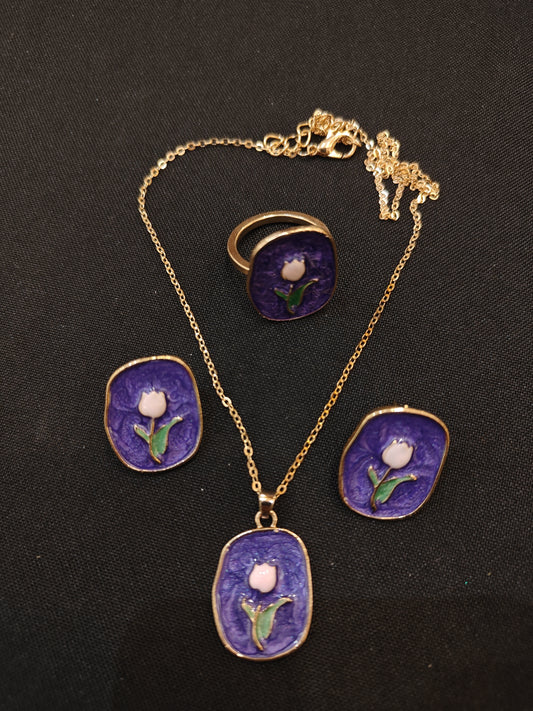 Pendant set