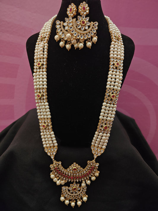 Pearls Necklace