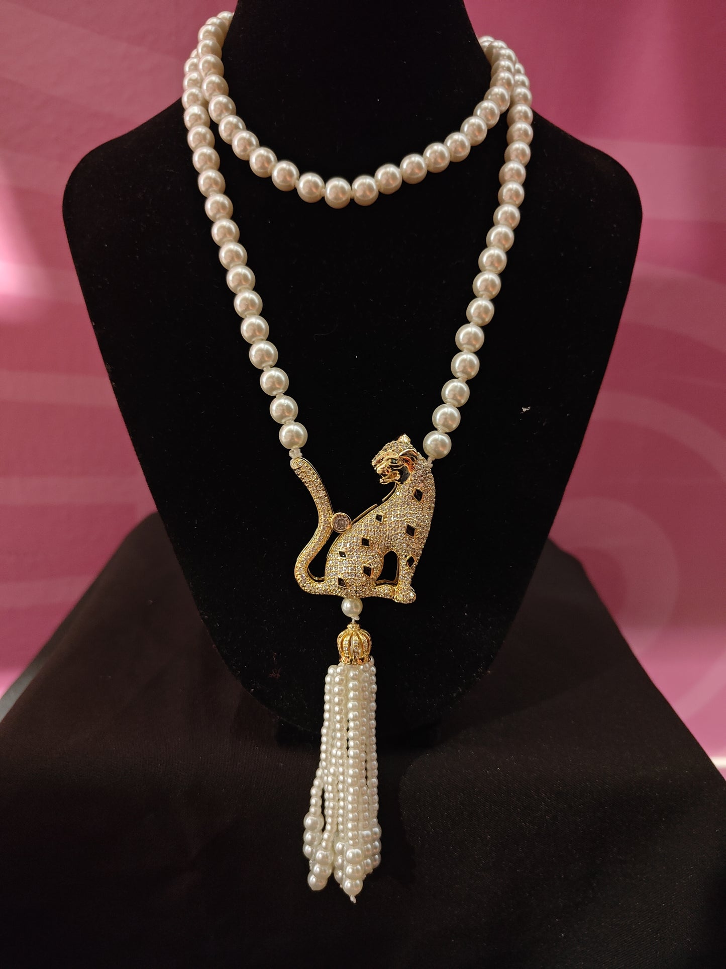 Pearls western Necklace